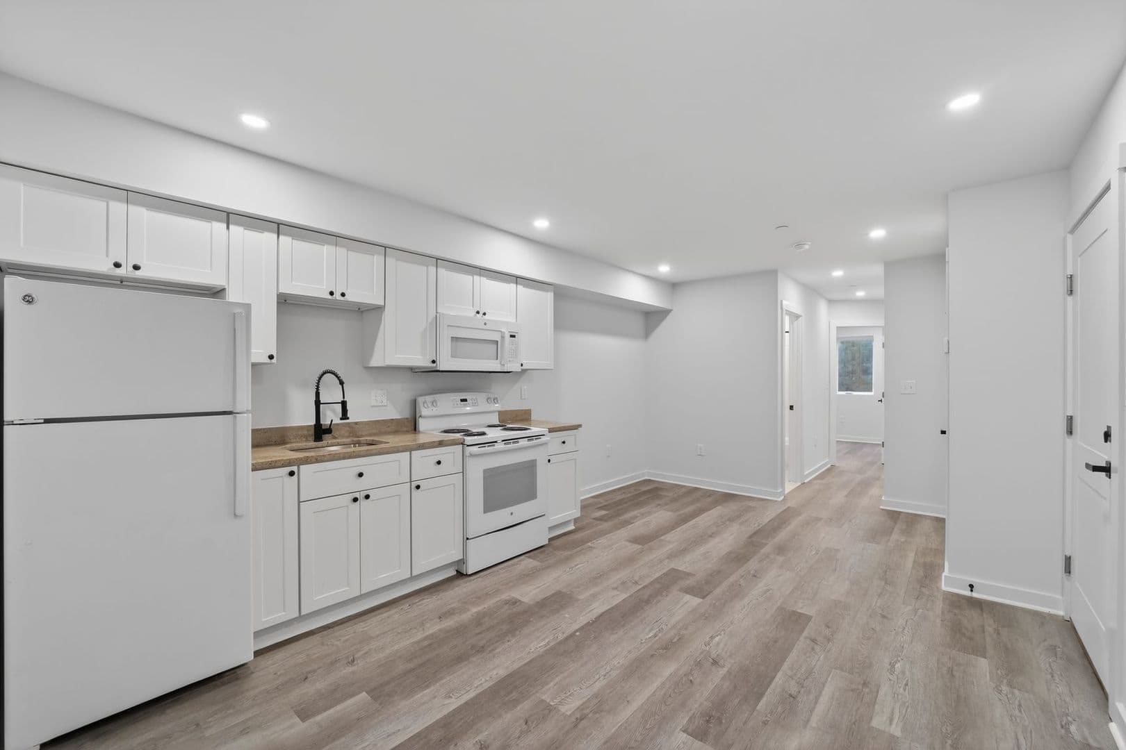Washington Apartment: 1321 Anacostia Road SE