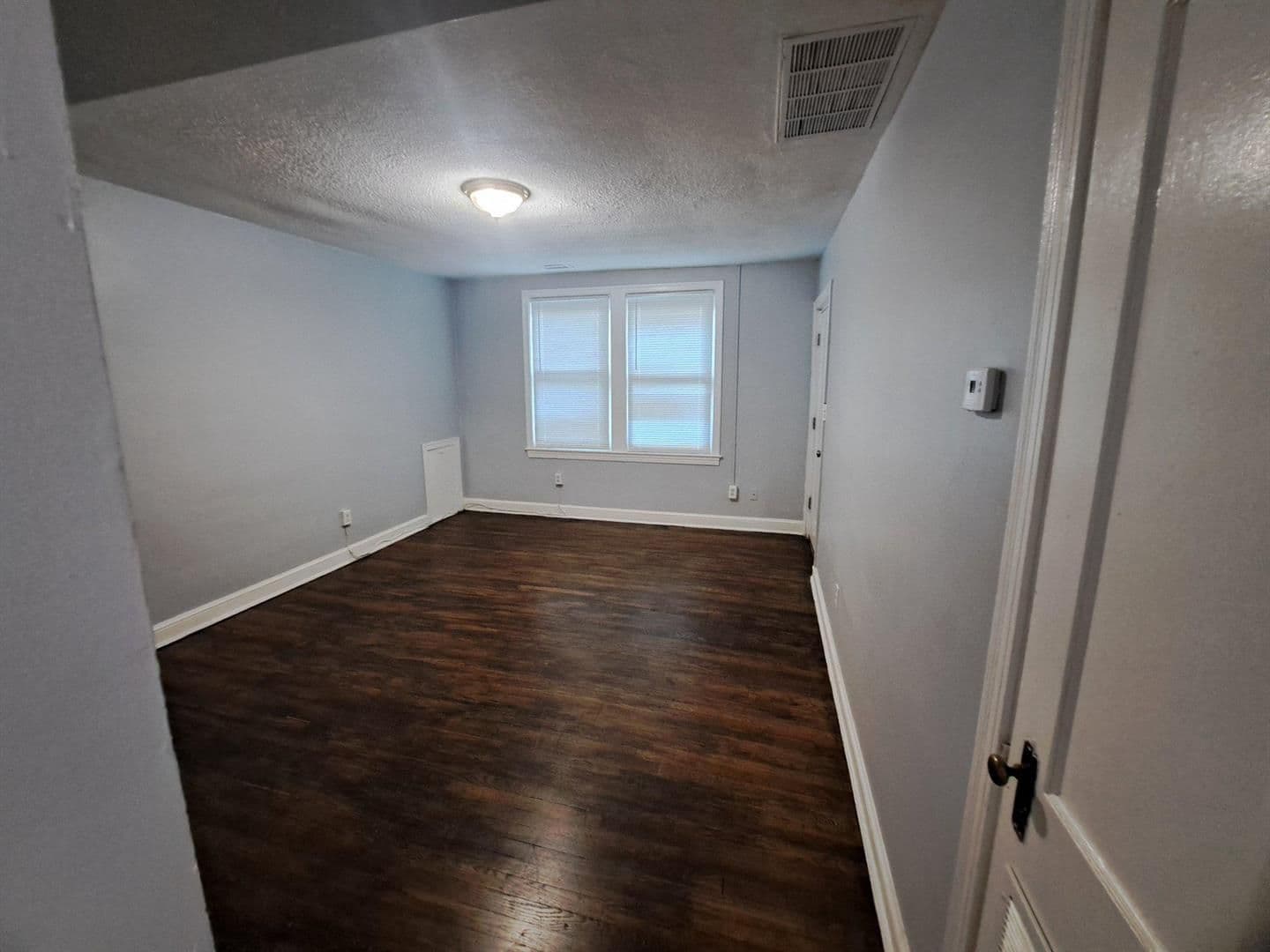 Washington Apartment: 3516 ELY PL SE