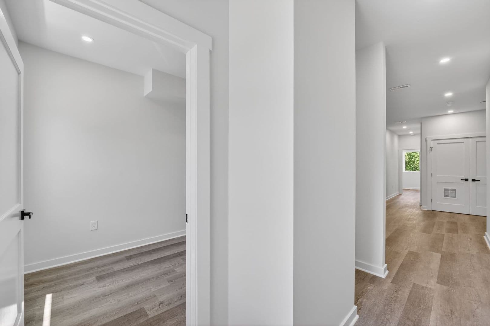 Washington Apartment: 1321 Anacostia Road SE