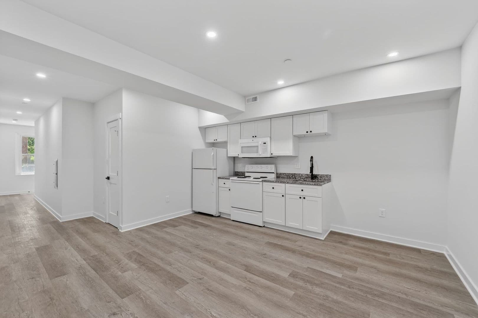 Washington Apartment: 1321 Anacostia Road SE