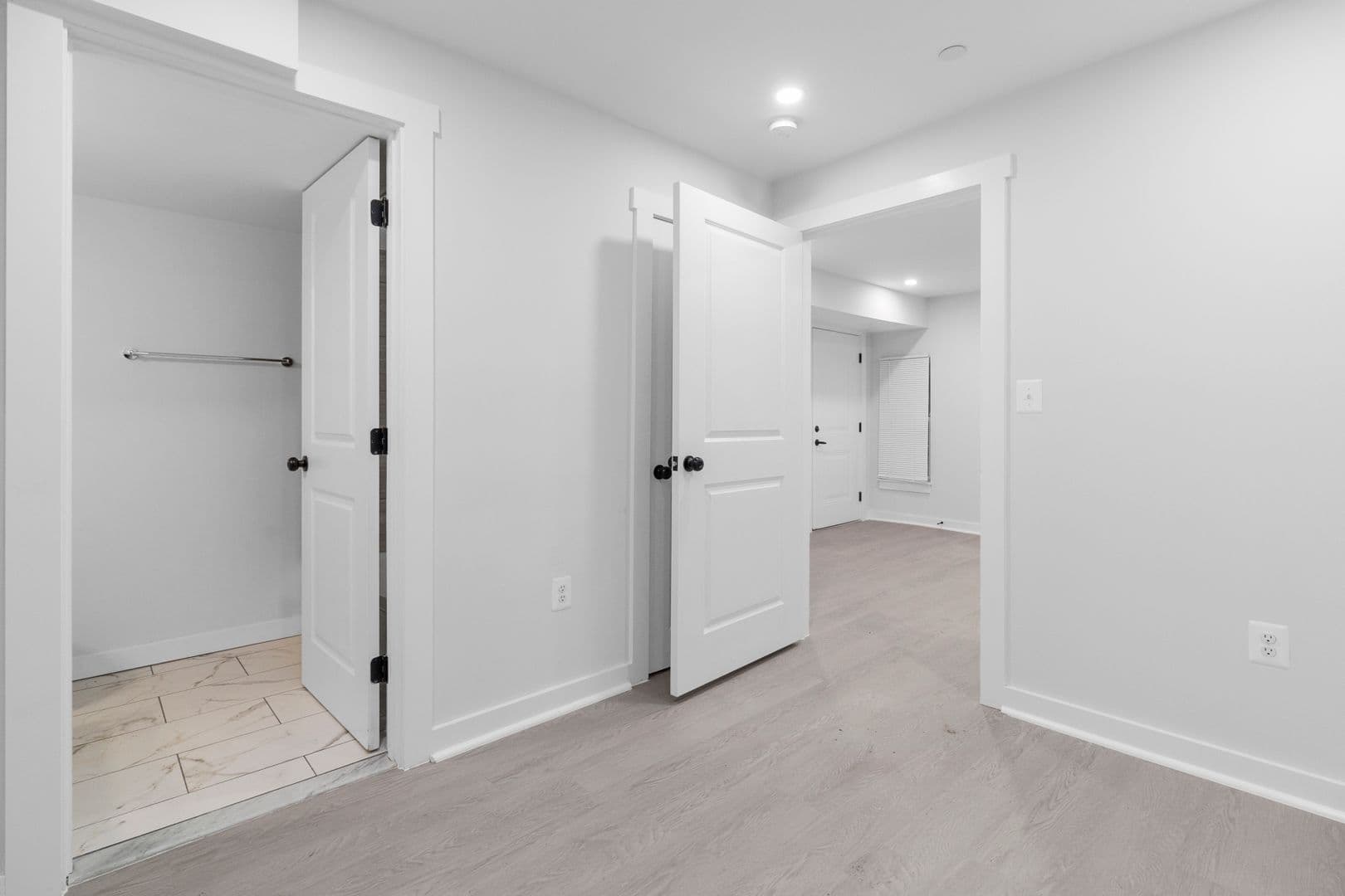 Washington Apartment: 54 Rhode Island Ave NW