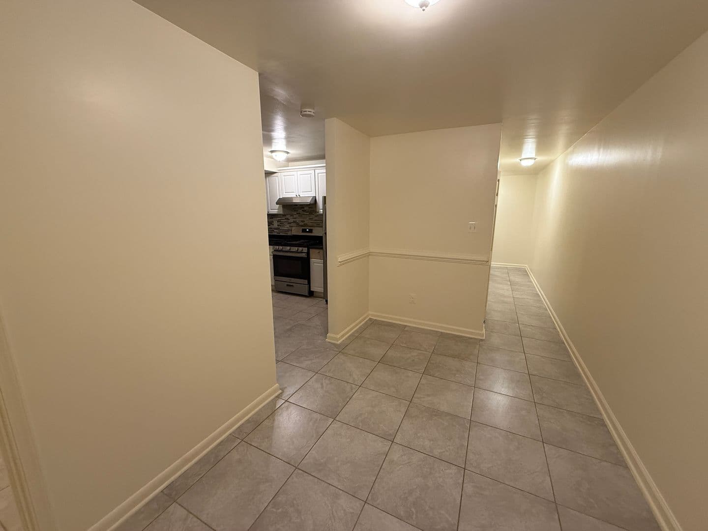 Washington Apartment: 1717 S St SE