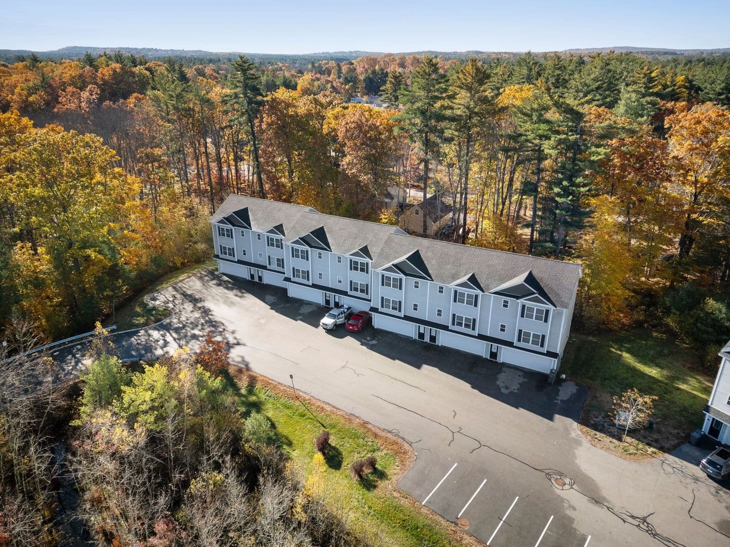 Rochester Townhome: 5 Marwari Ln