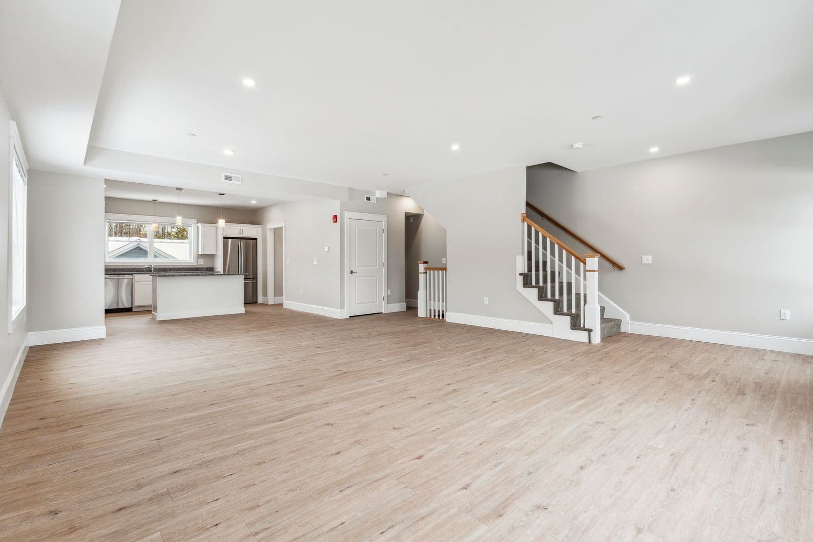 Barrington Townhome: 3 Quill Ln - Unit 208