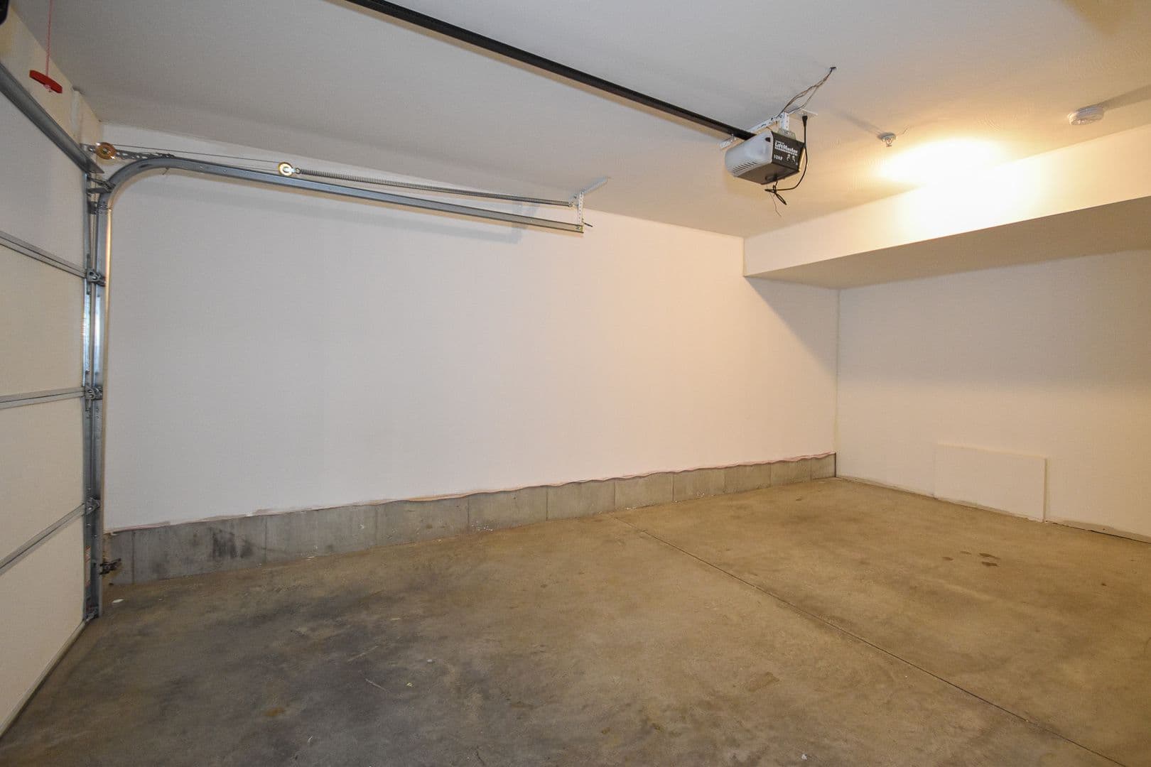 Dover Apartment: 1 Jefferson Dr