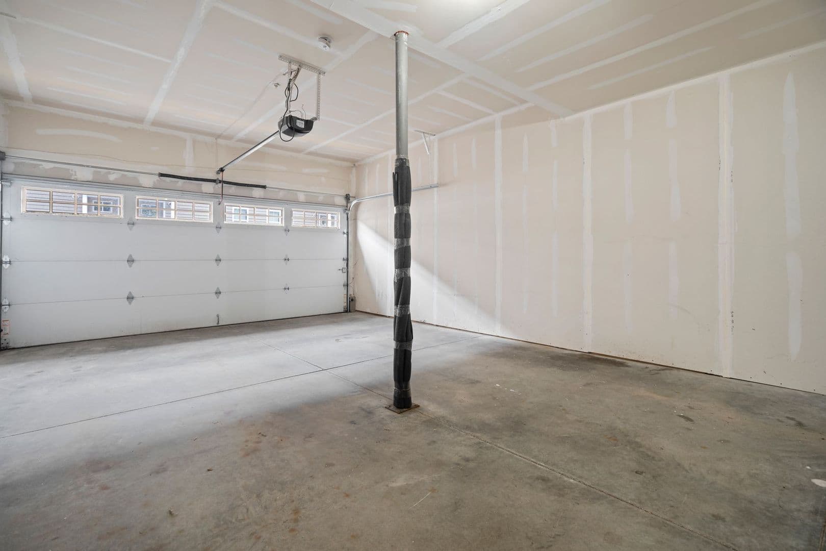 Dover Apartment: 44 Portland Ave