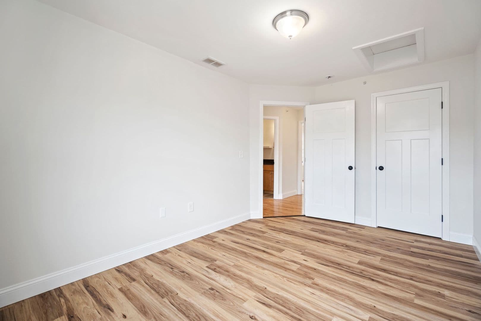 Dover Apartment: 44 Portland Ave