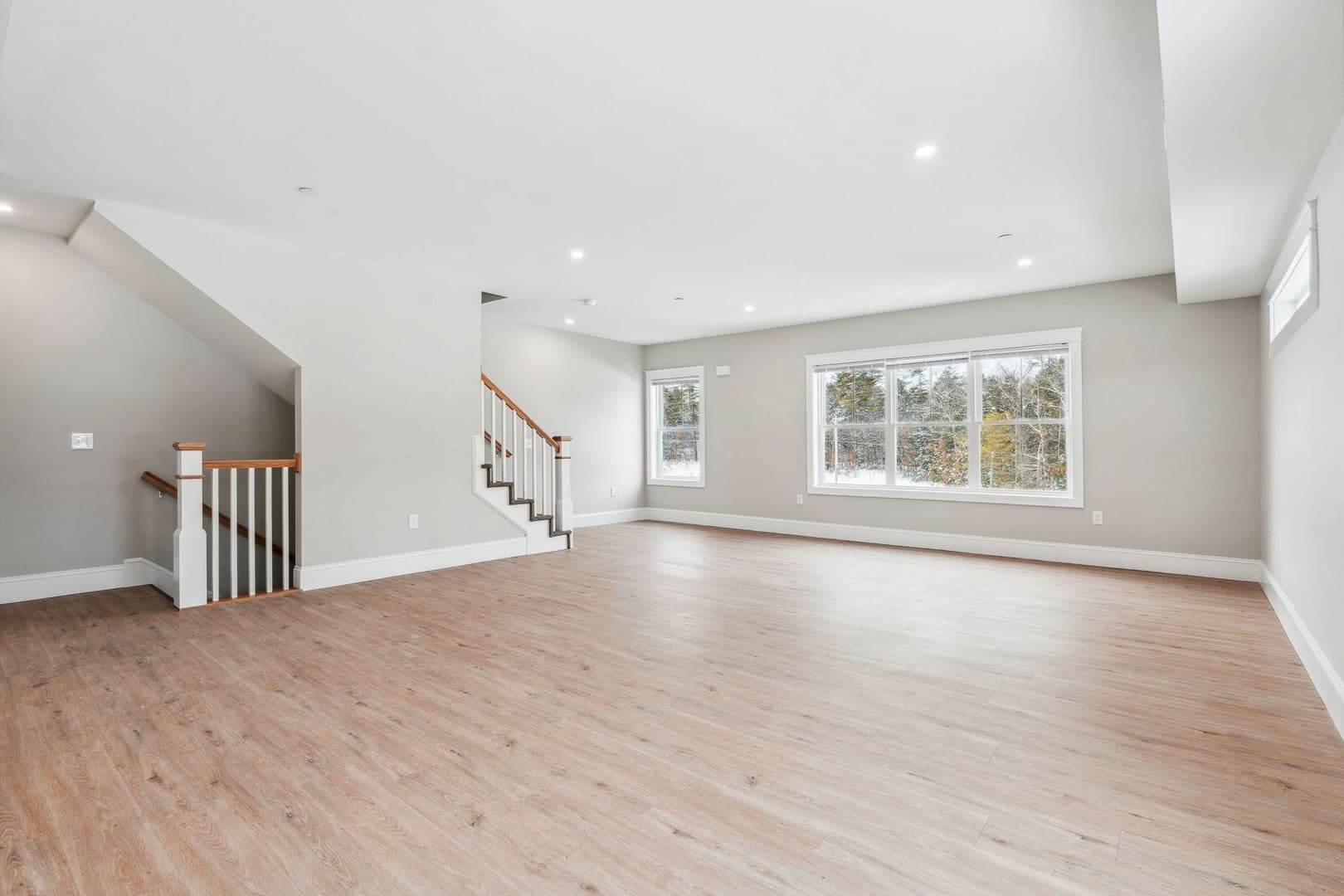 Barrington Townhome: 3 Quill Ln - Unit 208