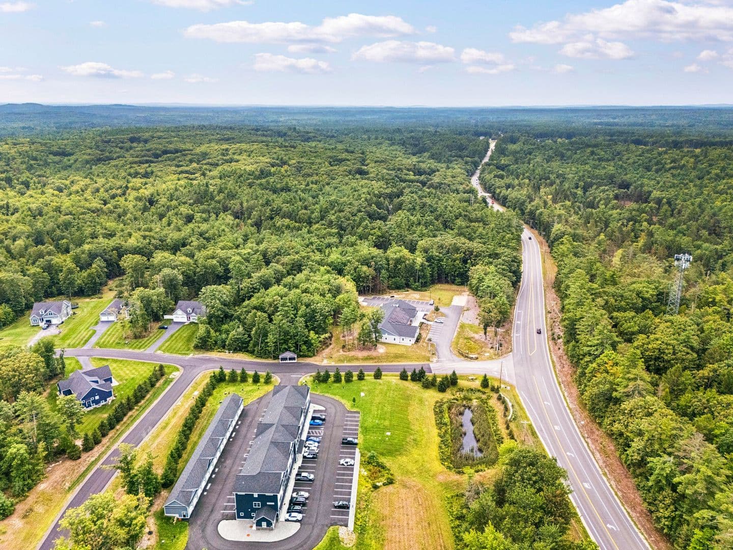 Barrington Townhome: 3 Quill Ln - Unit 208