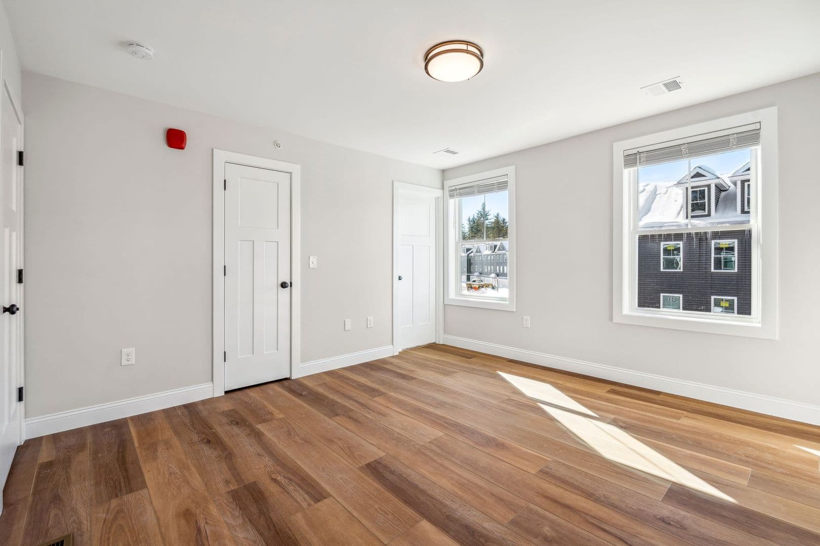 Rochester Townhome: 32 Emerson Ave