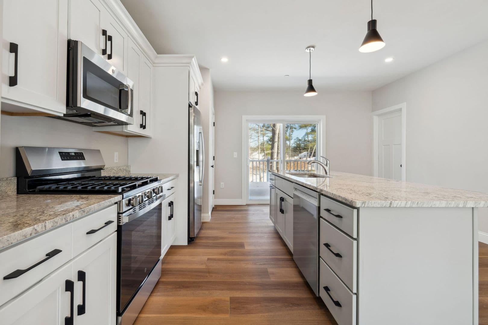 Rochester Townhome: 32 Emerson Ave