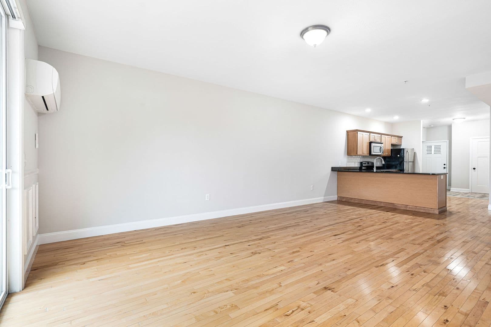 Dover Apartment: 44 Portland Ave