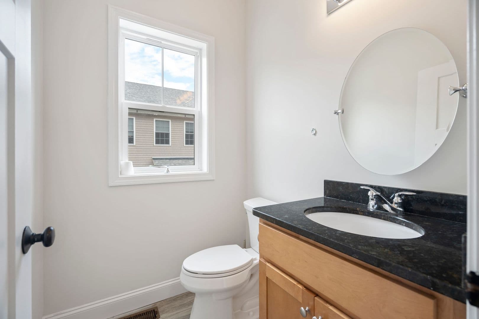 Dover Apartment: 44 Portland Ave