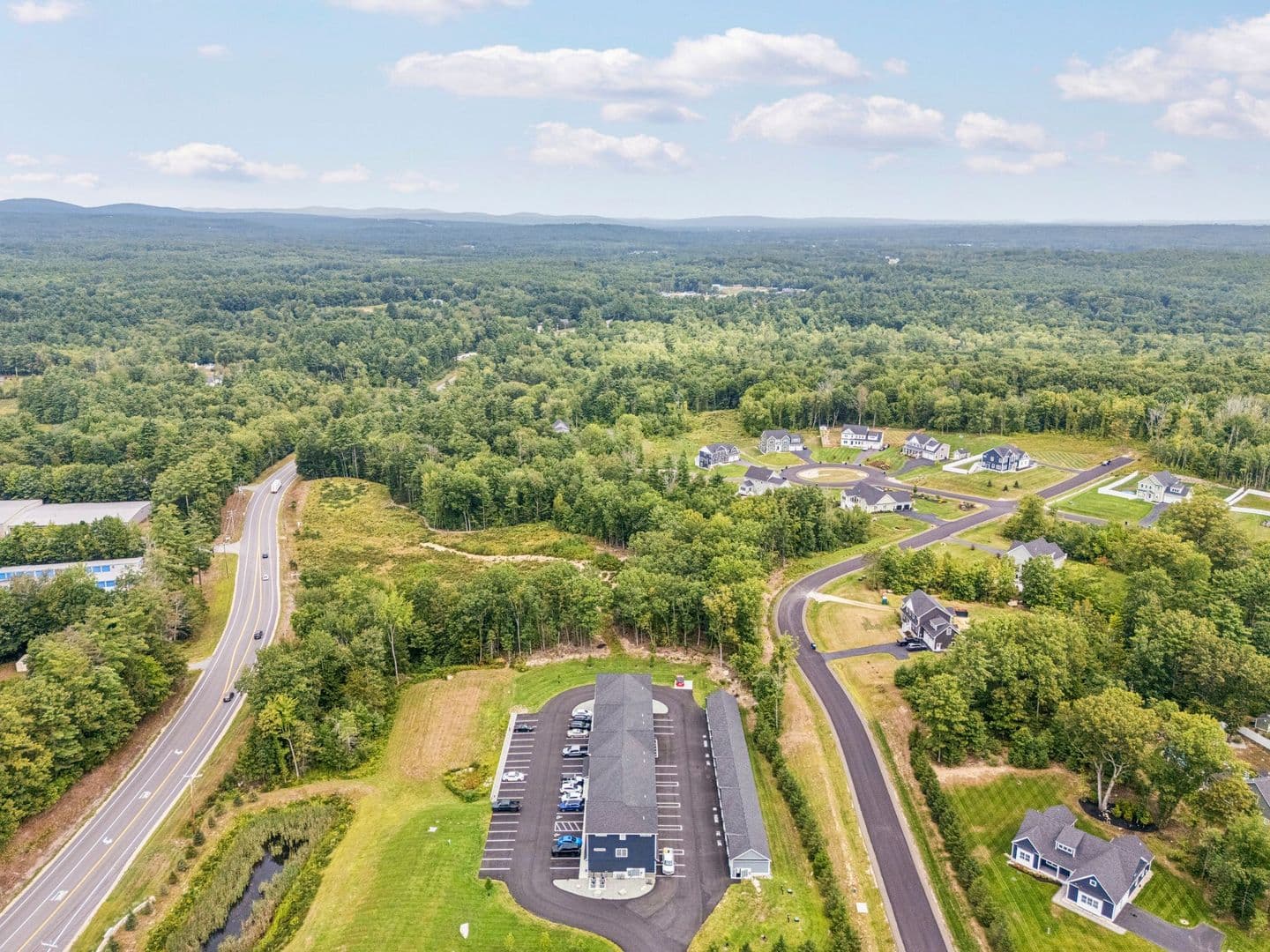 Barrington Townhome: 3 Quill Ln - Unit 208