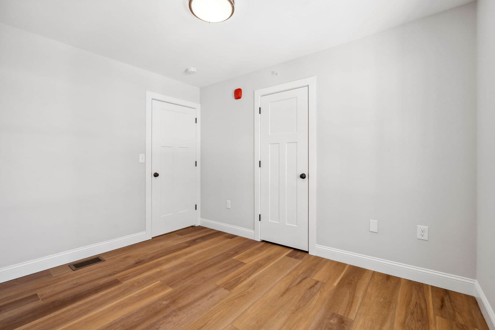 Rochester Townhome: 32 Emerson Ave