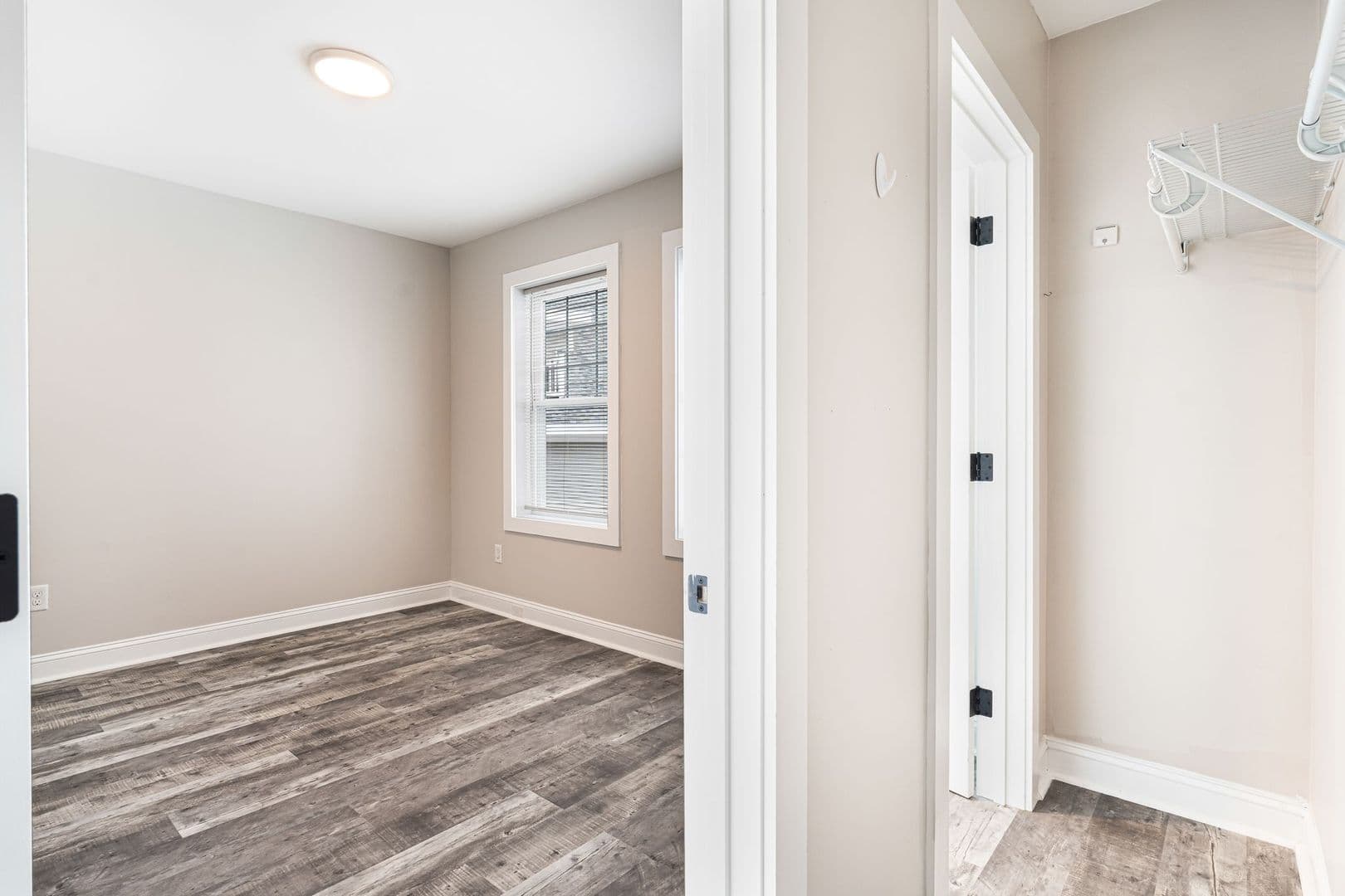 Dover Apartment: 21 Third St