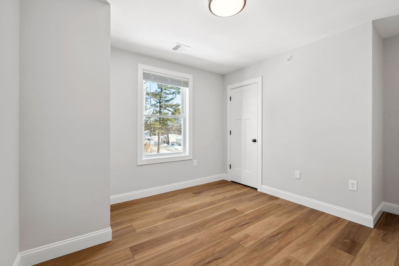 Rochester Townhome: 32 Emerson Ave
