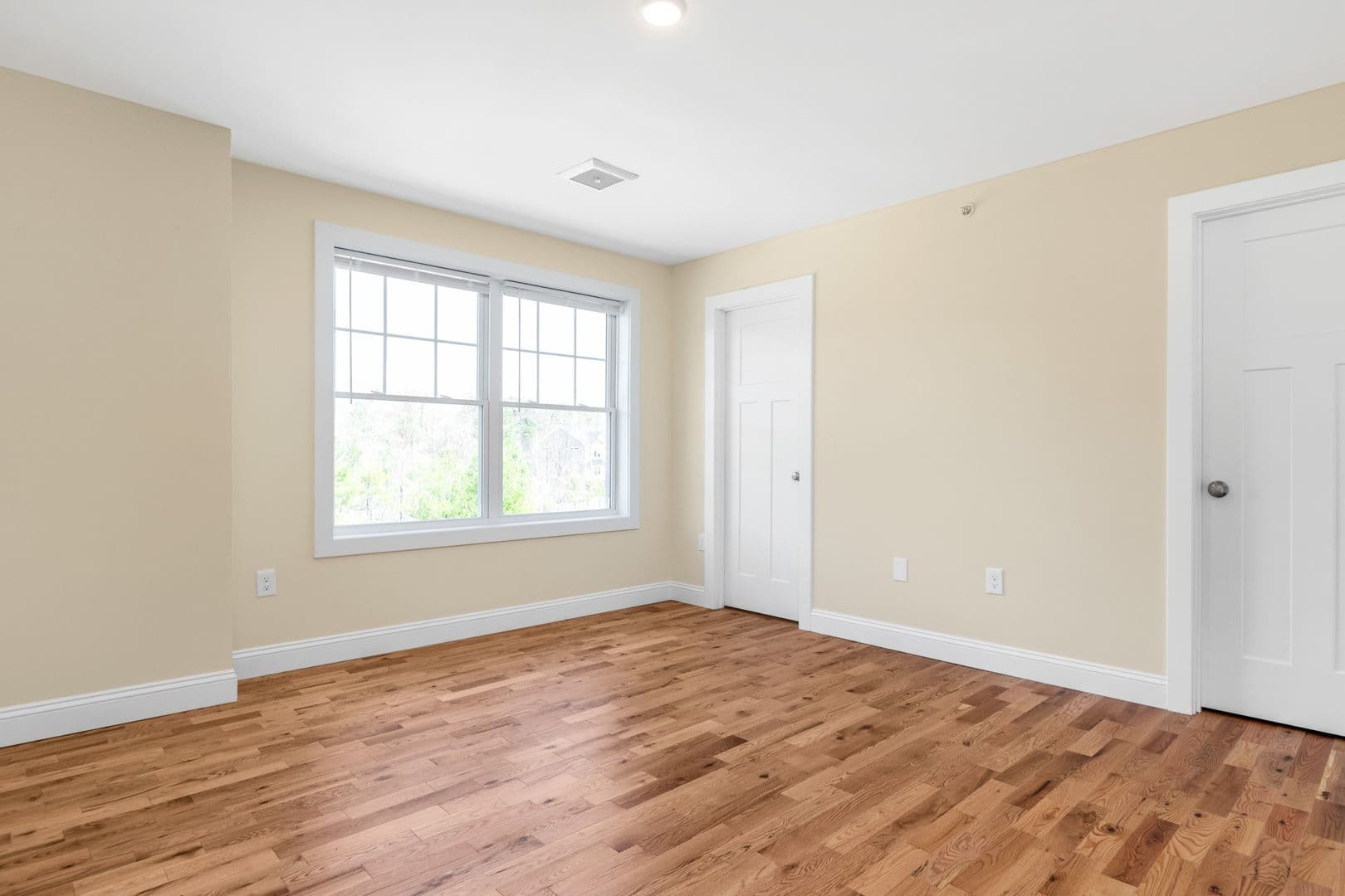 Rochester Townhome: 5 Marwari Ln