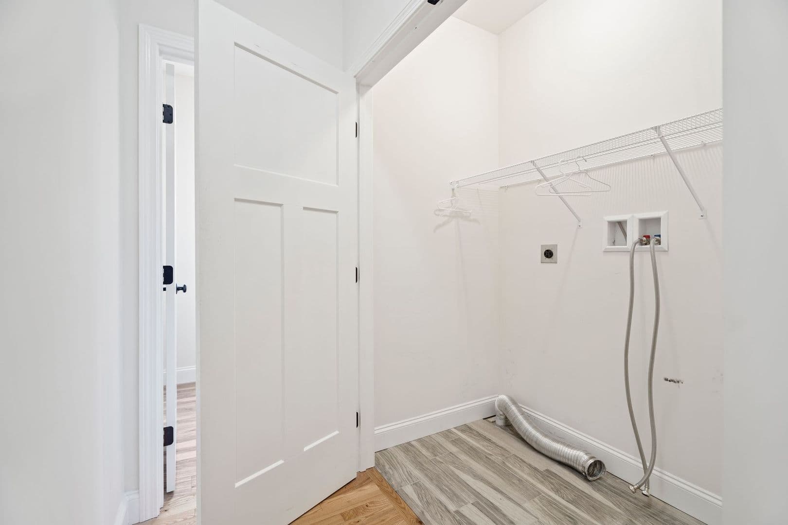 Dover Apartment: 44 Portland Ave