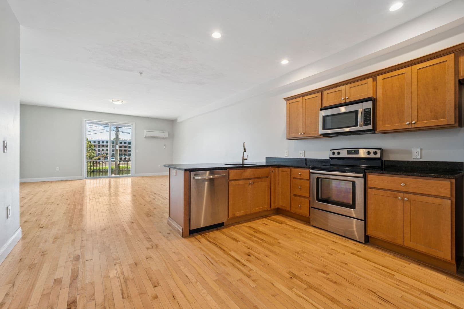 Dover Apartment: 44 Portland Ave