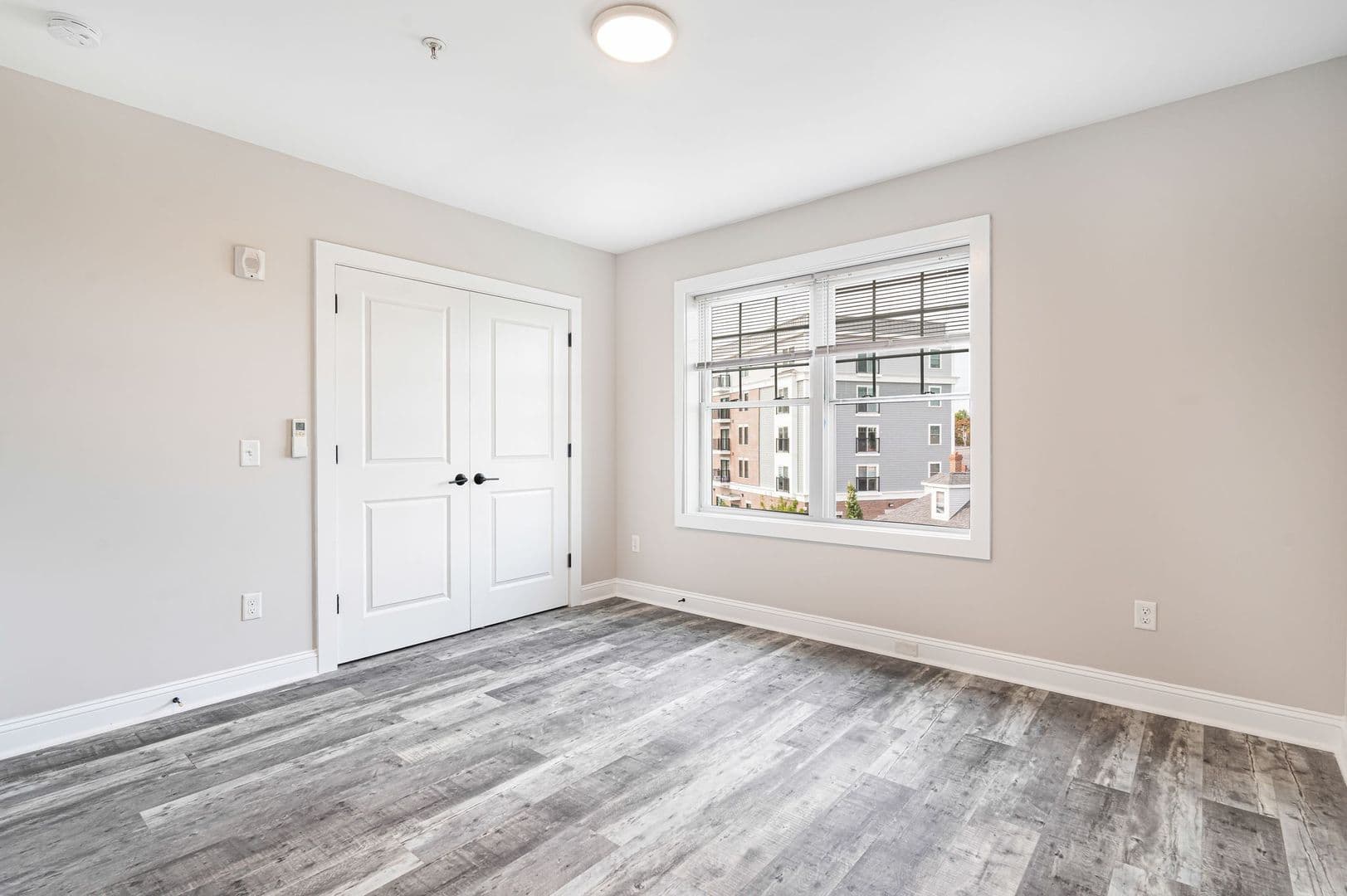 Dover Apartment: 21 Third St