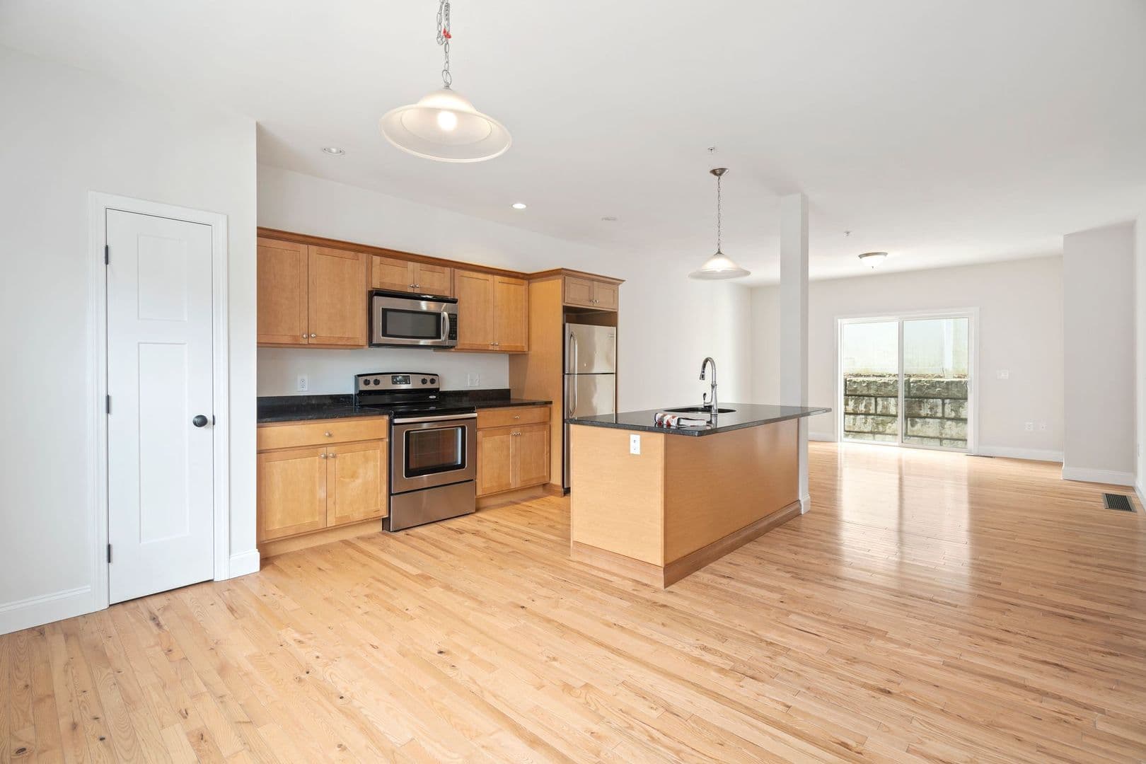 Dover Apartment: 44 Portland Ave