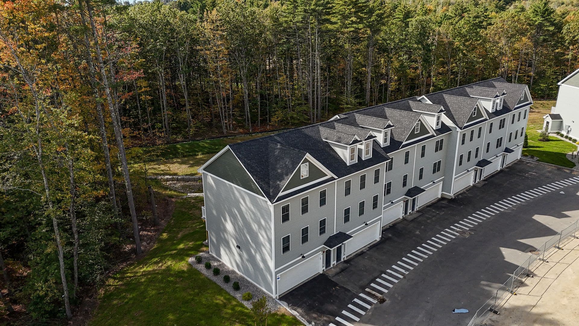 Rochester Townhome: 32 Emerson Ave