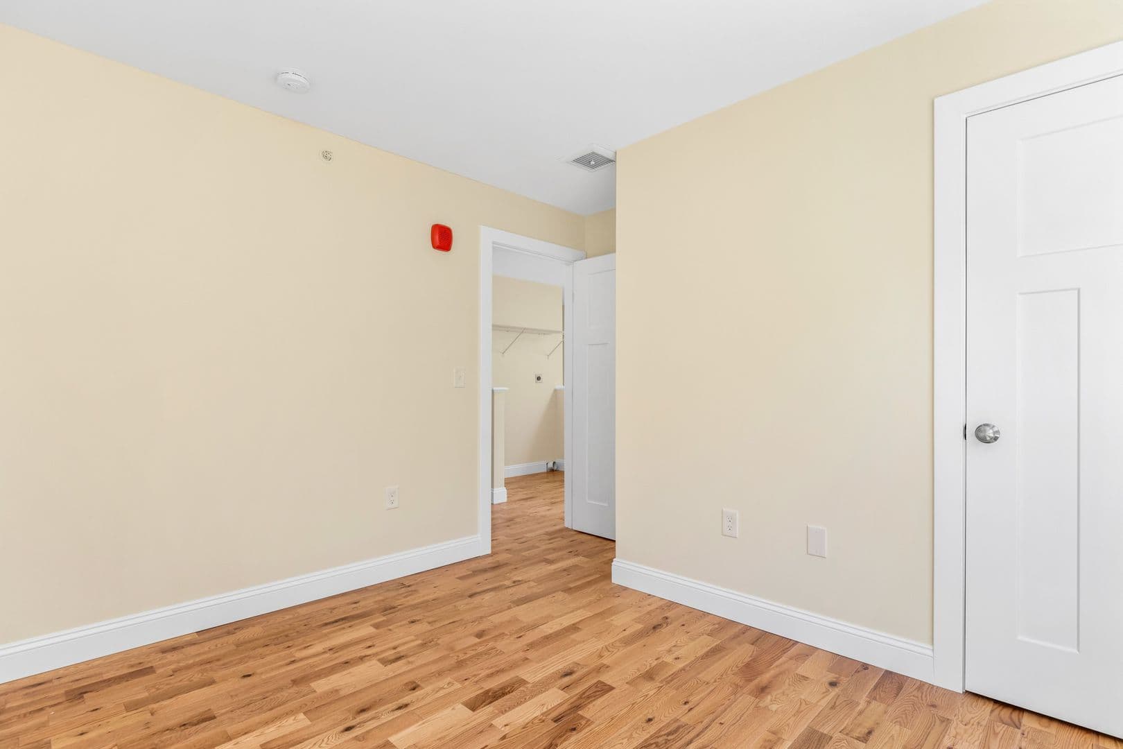 Rochester Townhome: 5 Marwari Ln