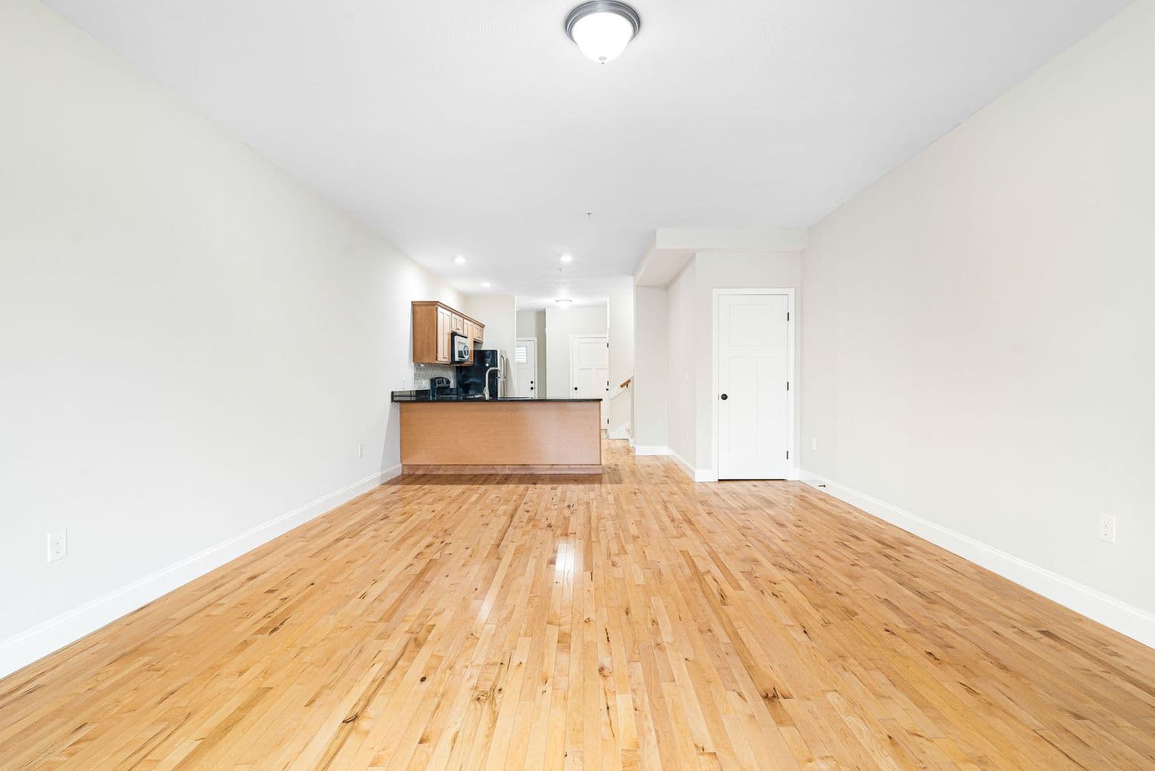Dover Apartment: 44 Portland Ave