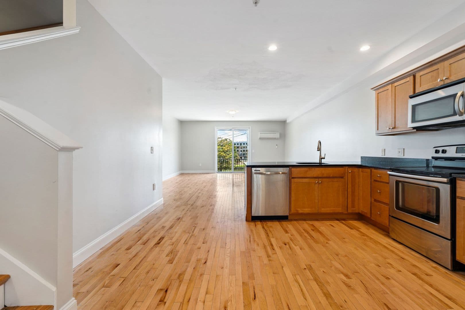 Dover Apartment: 44 Portland Ave