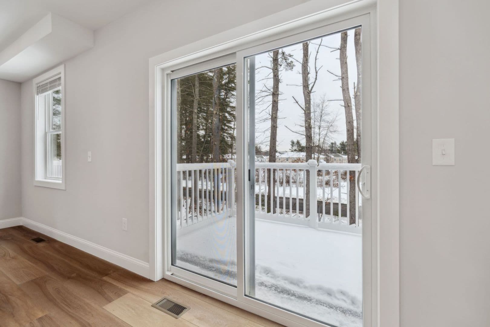 Rochester Townhome: 32 Emerson Ave