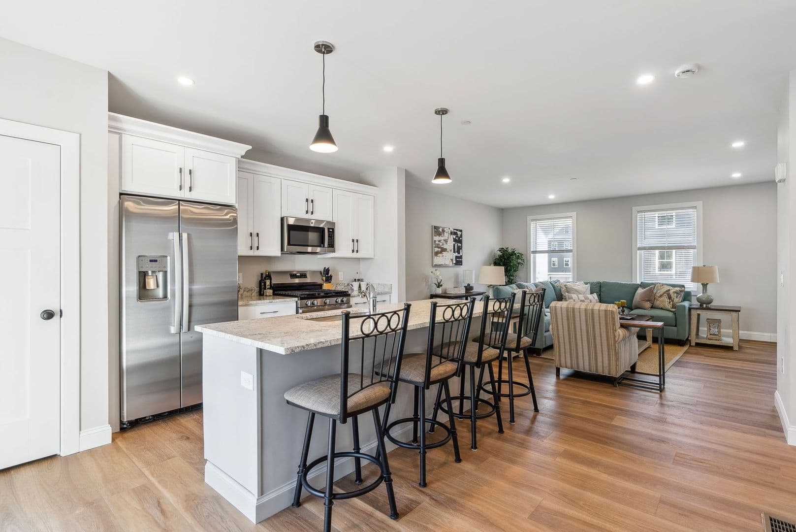 Rochester Townhome: 32 Emerson Ave