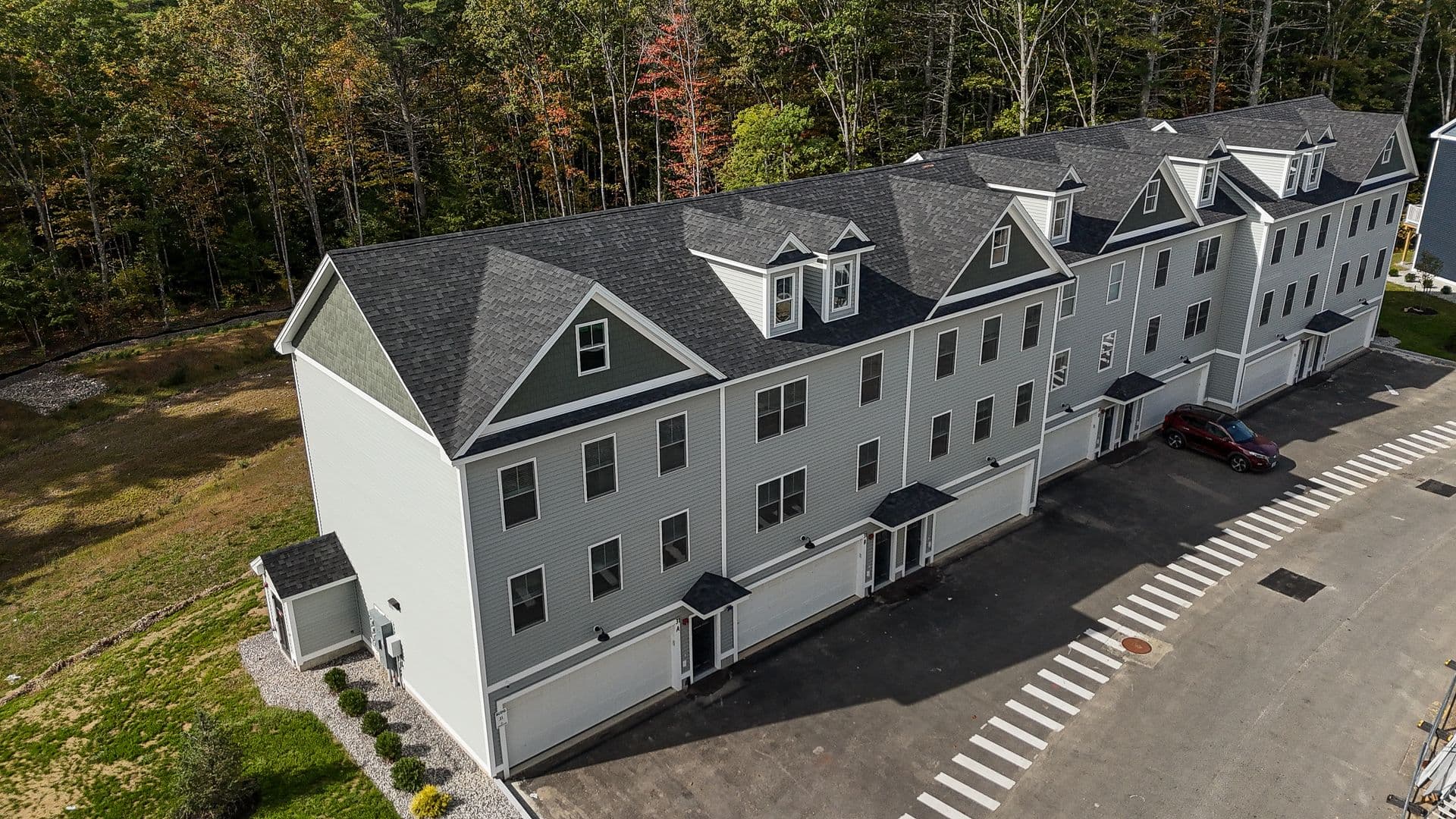 Rochester Townhome: 32 Emerson Ave