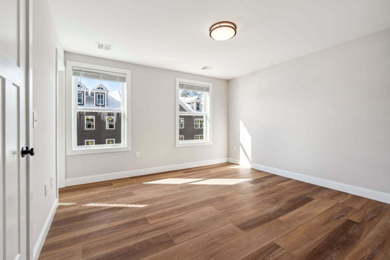 Rochester Townhome: 32 Emerson Ave