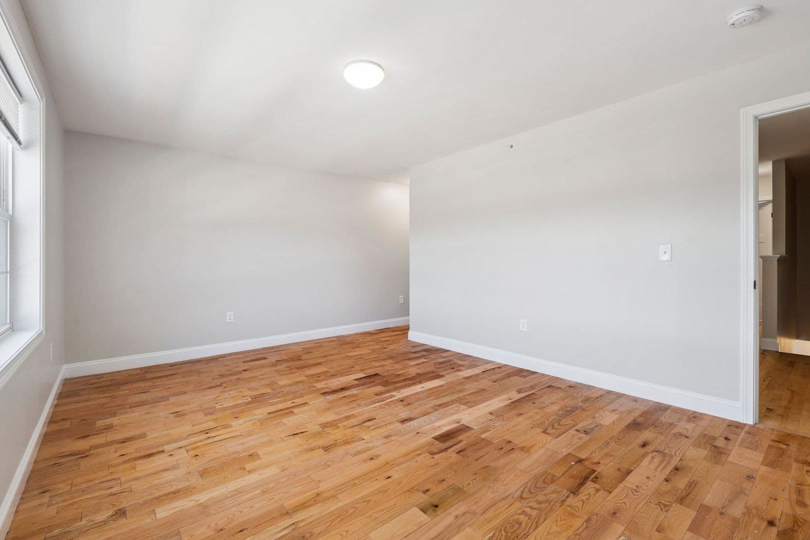 Dover Apartment: 44 Portland Ave