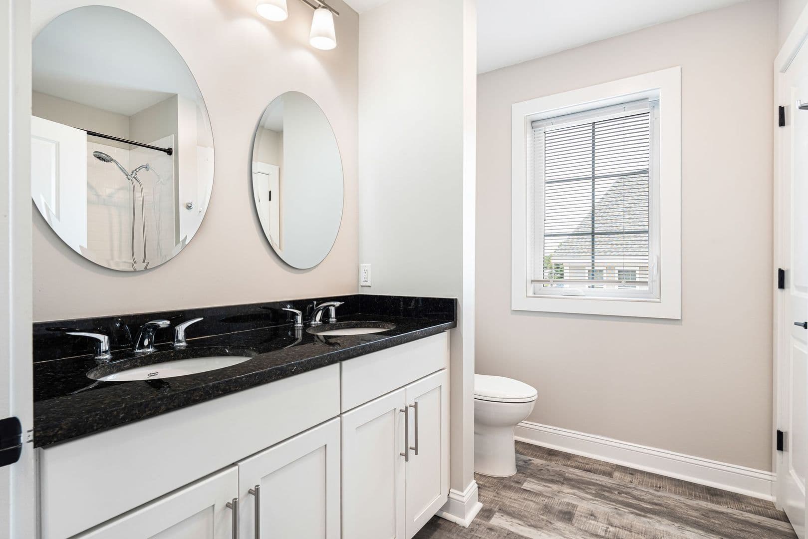 Dover Apartment: 21 Third St