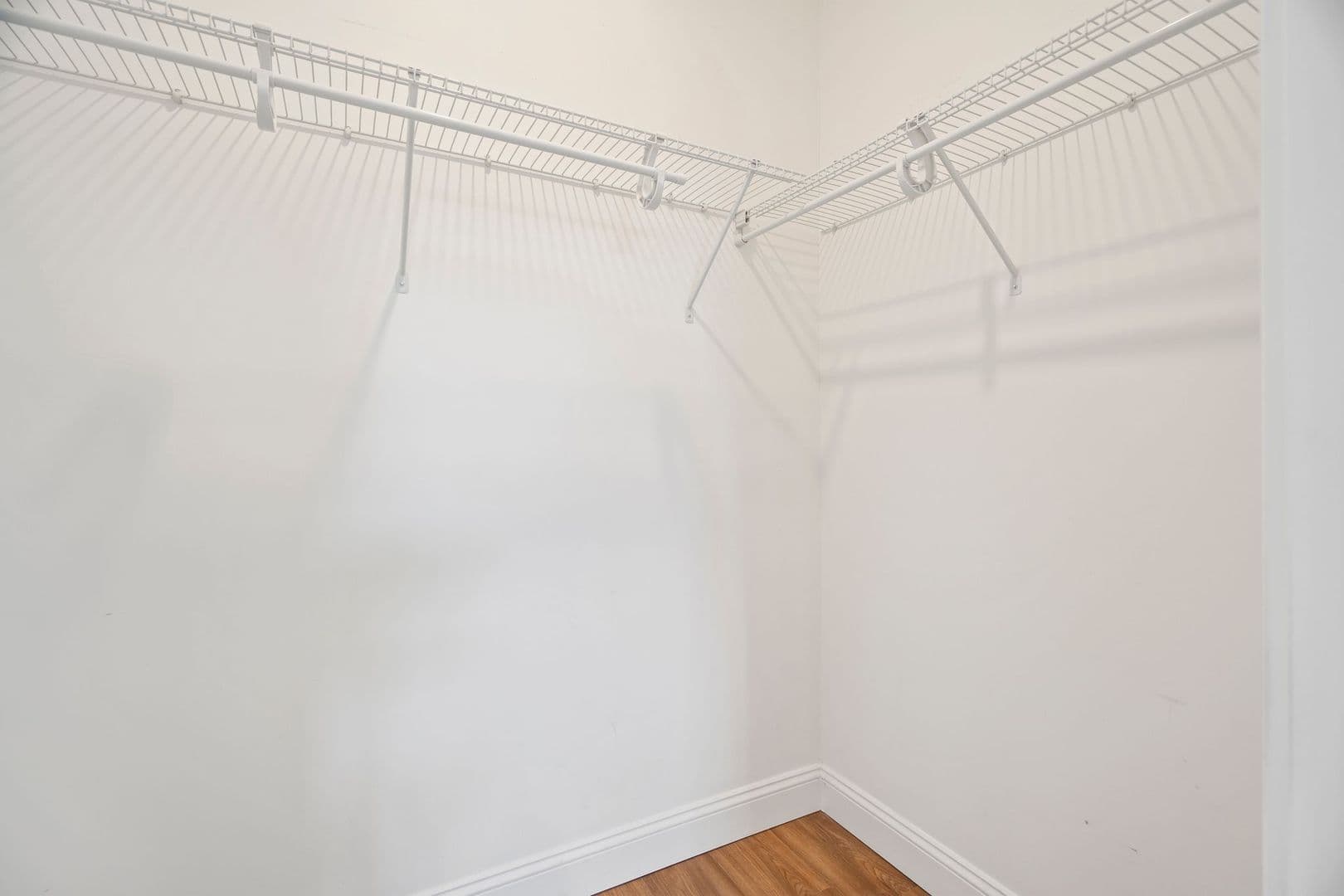 Dover Apartment: 15 Mechanic St