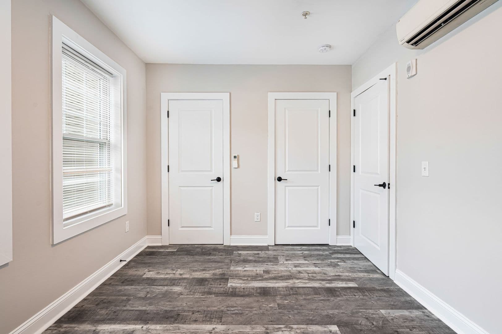 Dover Apartment: 21 Third St