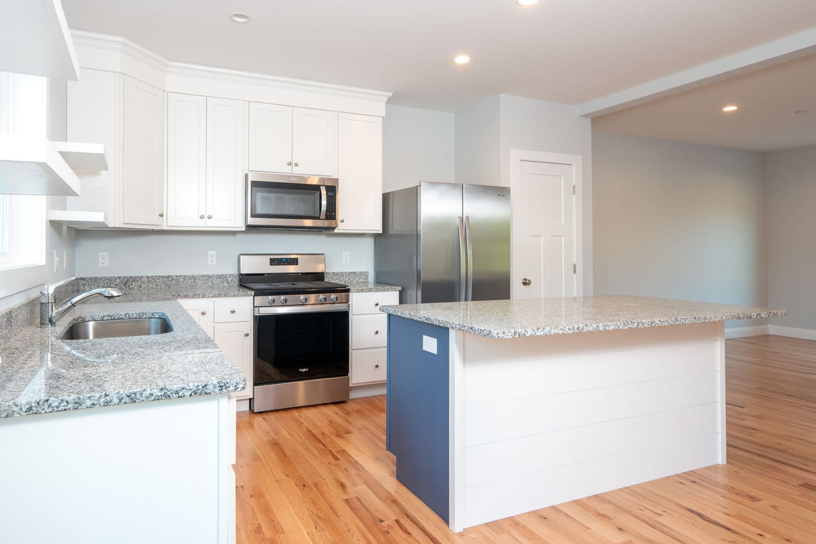 South Berwick Apartment: 2 Lauren's Dr