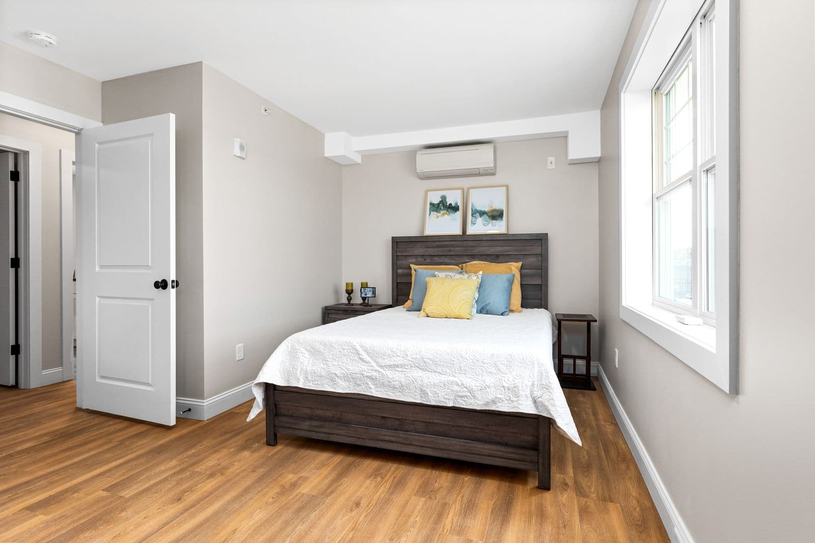Dover Apartment: 21 Third St