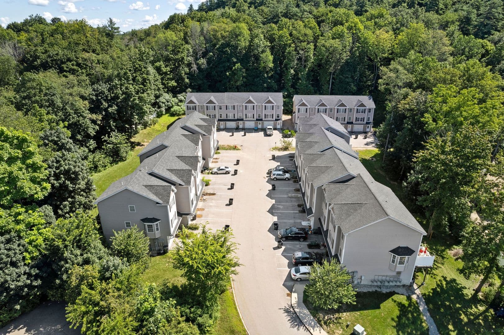 Dover Apartment: 1 Jefferson Dr