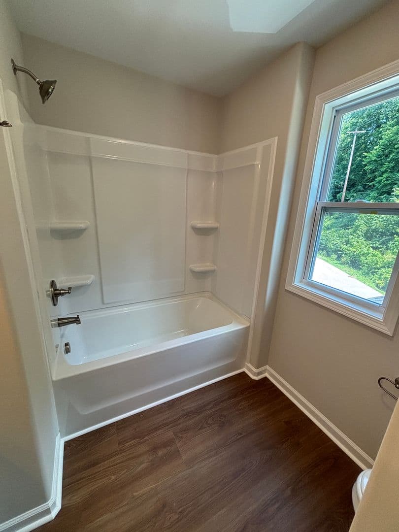 Clarksville House: 839 Cumberland Drive