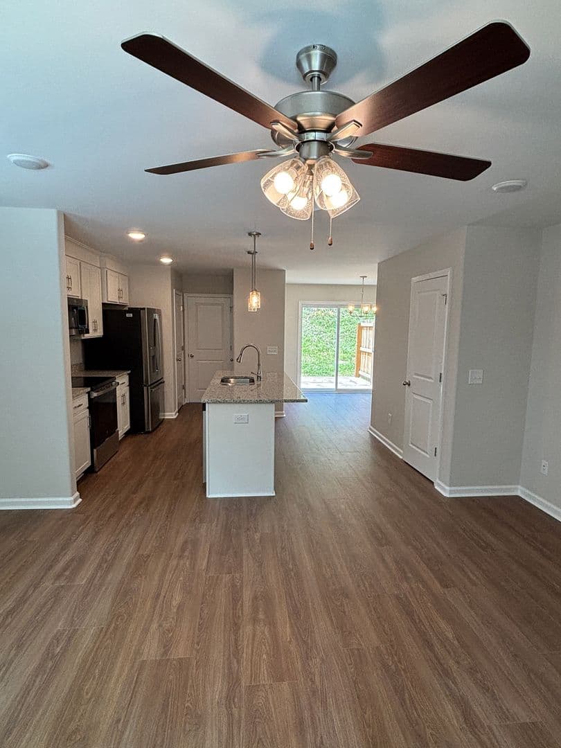 Clarksville House: 839 Cumberland Drive