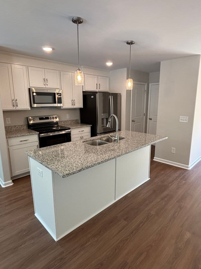 Clarksville House: 839 Cumberland Drive