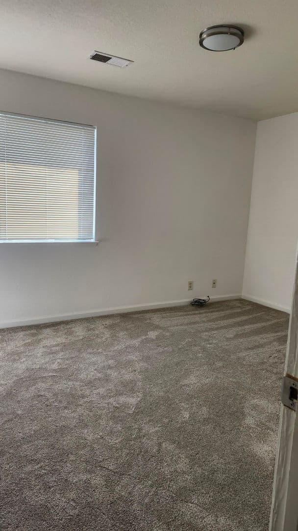 Morgan Hill Apartment: 250 W. Dunne Ave