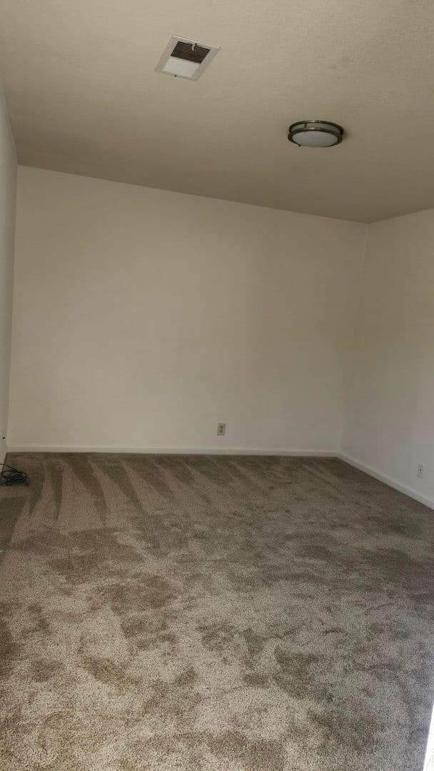 Morgan Hill Apartment: 250 W. Dunne Ave