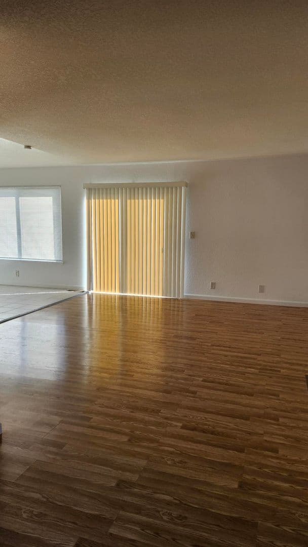 Morgan Hill Apartment: 250 W. Dunne Ave