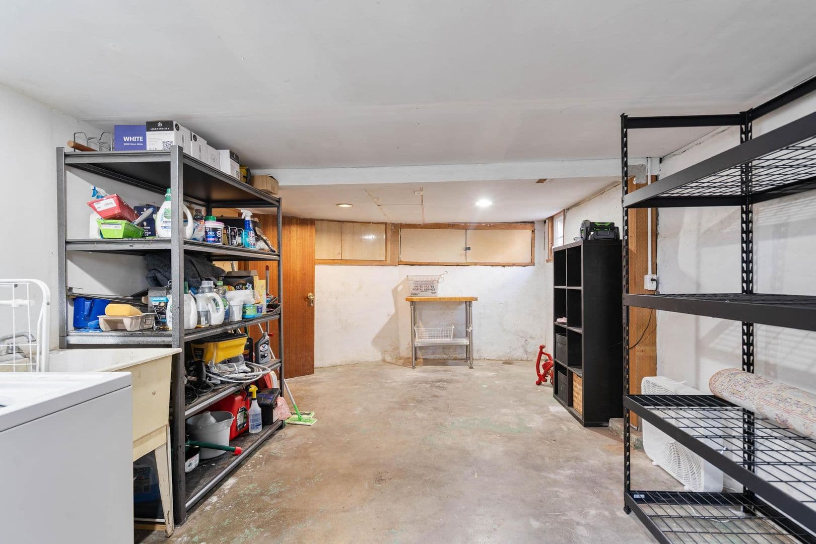 Portland House: 236 NE Lombard St