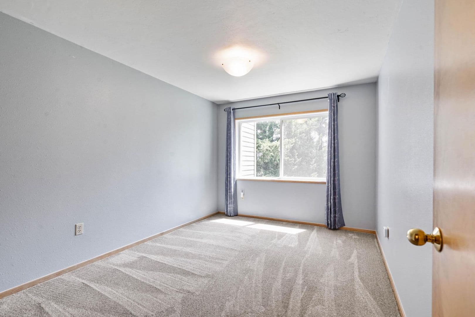 Lake Oswego House: 3433 SW McNary Pkwy #302