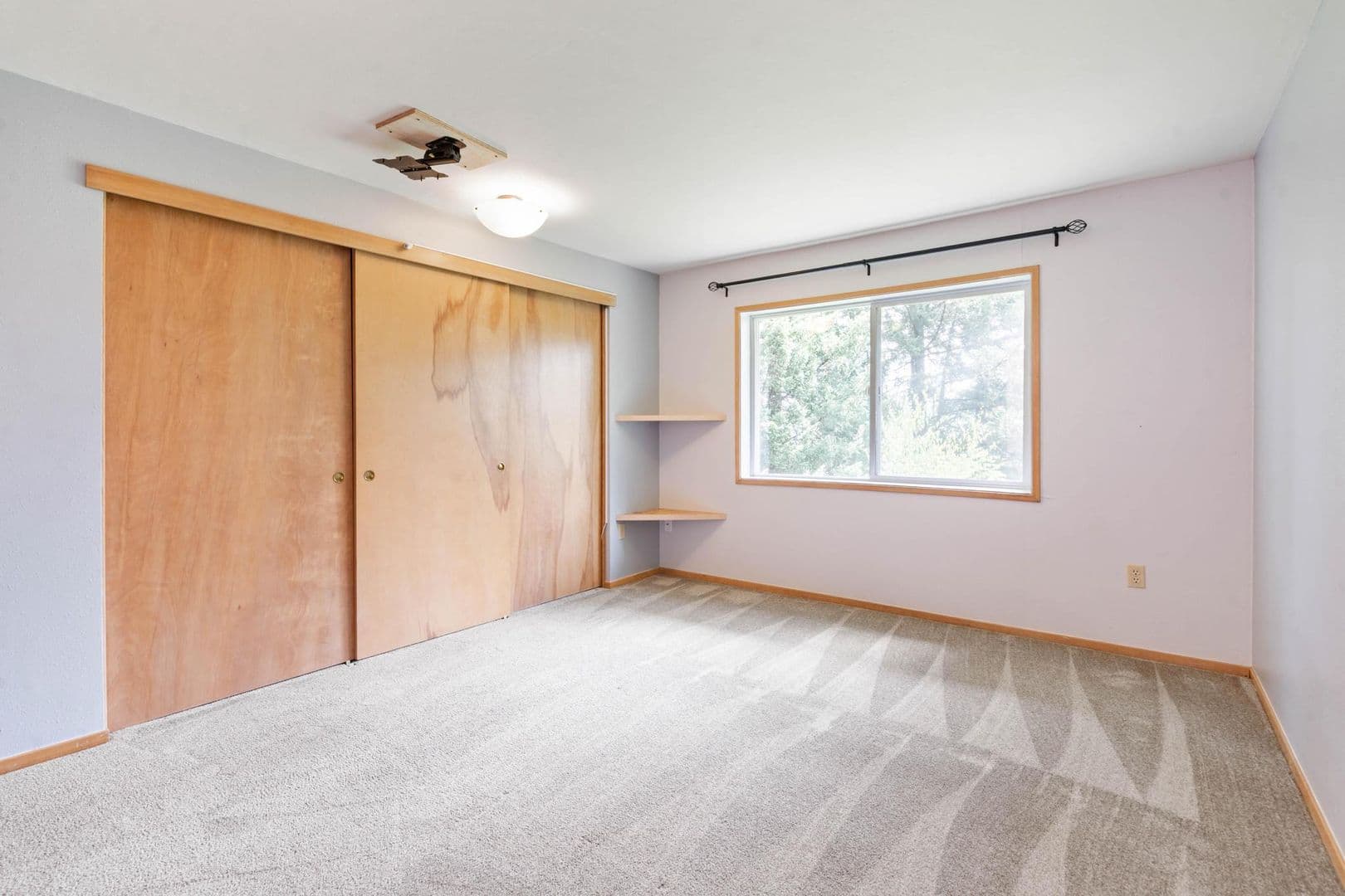 Lake Oswego House: 3433 SW McNary Pkwy #302